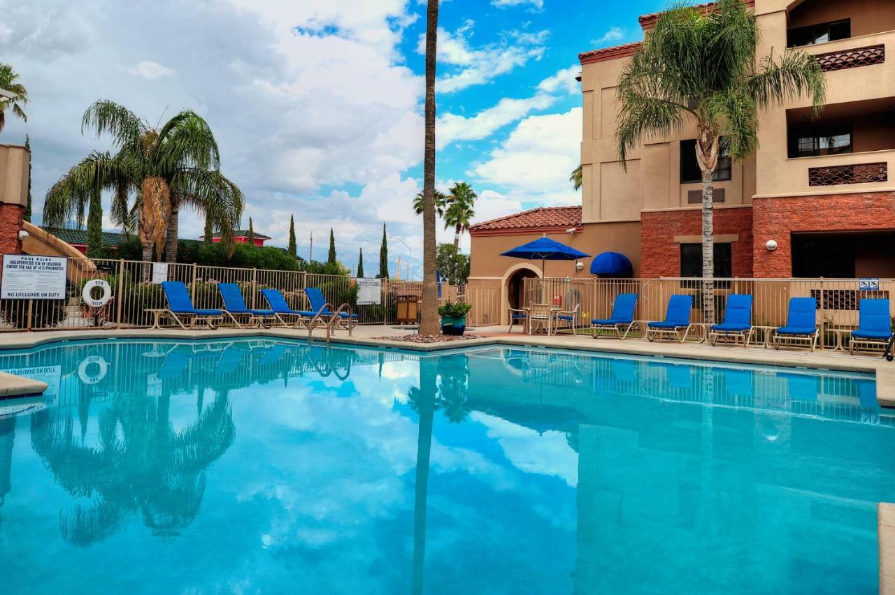 Hilton Vacation Club Varsity Club Tucson Exterior photo